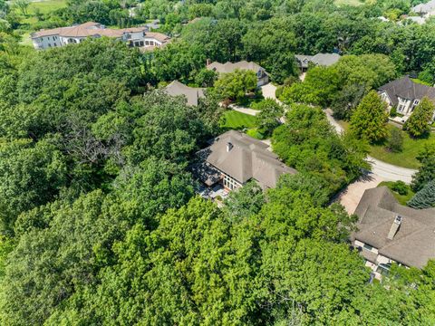 A home in Burr Ridge