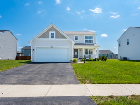 Photo of 1004 Daniel Street, Plano, IL 60545 (MLS # 12745205)