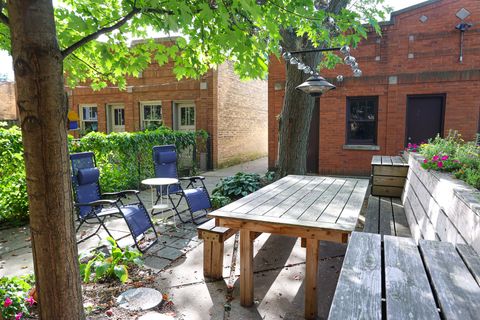 Tiny photo for 616 Michigan Avenue #G, Evanston, IL 60202 (MLS # 12514445)