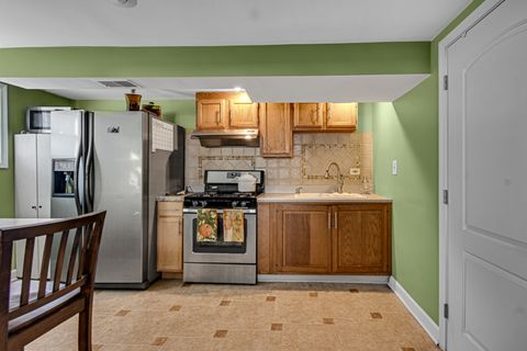 Tiny photo for 9737 S Kenton Avenue, Oak Lawn, IL 60453 (MLS # 12525176)