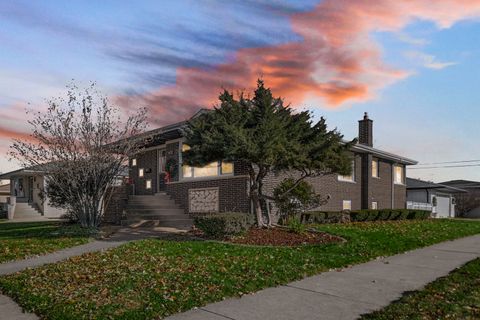Tiny photo for 9737 S Kenton Avenue, Oak Lawn, IL 60453 (MLS # 12525176)