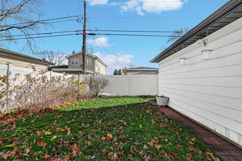 Tiny photo for 9737 S Kenton Avenue, Oak Lawn, IL 60453 (MLS # 12525176)