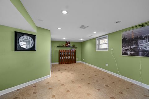 Tiny photo for 9737 S Kenton Avenue, Oak Lawn, IL 60453 (MLS # 12525176)