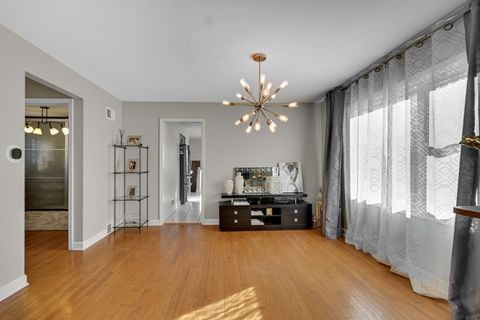 Tiny photo for 9737 S Kenton Avenue, Oak Lawn, IL 60453 (MLS # 12525176)