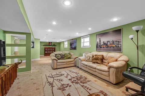 Tiny photo for 9737 S Kenton Avenue, Oak Lawn, IL 60453 (MLS # 12525176)