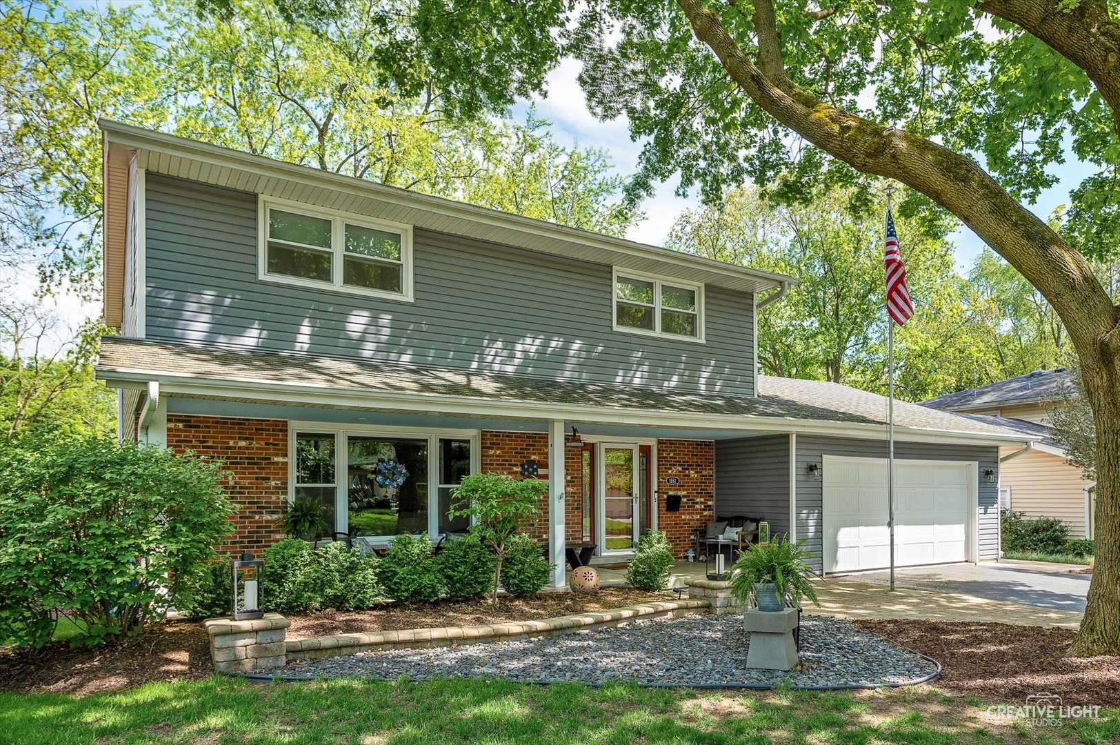1552 Chat Court