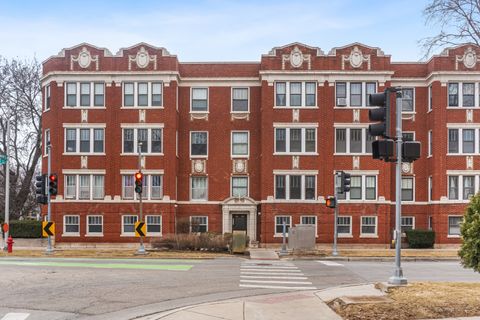 Tiny photo for 404 S Lombard Avenue #1, Oak Park, IL 60302 (MLS # 12588811)