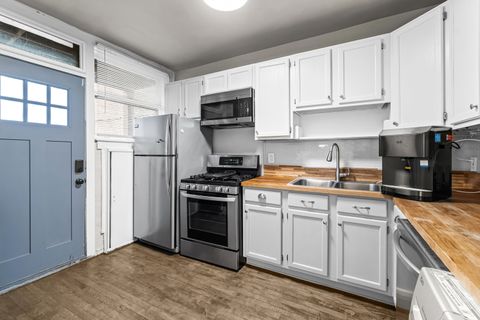 Tiny photo for 404 S Lombard Avenue #1, Oak Park, IL 60302 (MLS # 12588811)