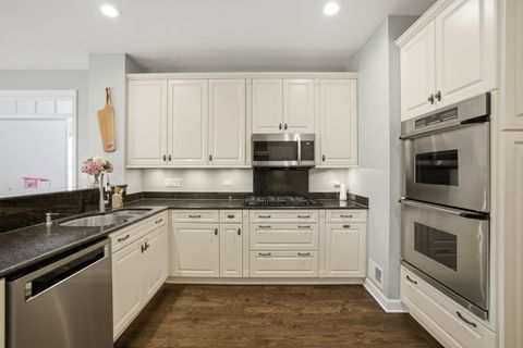 Tiny photo for 4359 Canterbury Court, St. Charles, IL 60174 (MLS # 12620910)