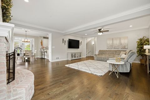 Tiny photo for 4359 Canterbury Court, St. Charles, IL 60174 (MLS # 12620910)