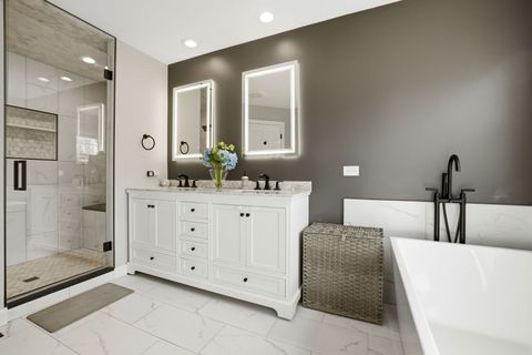 Tiny photo for 4359 Canterbury Court, St. Charles, IL 60174 (MLS # 12620910)