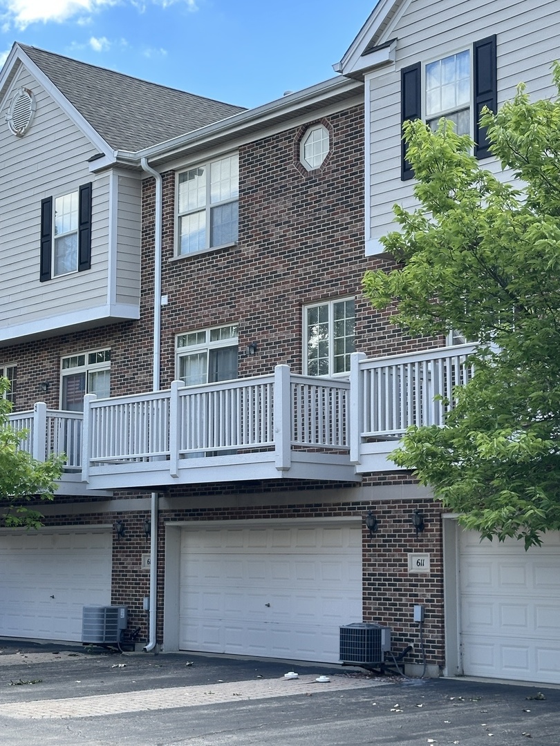 613 Prestwick Lane