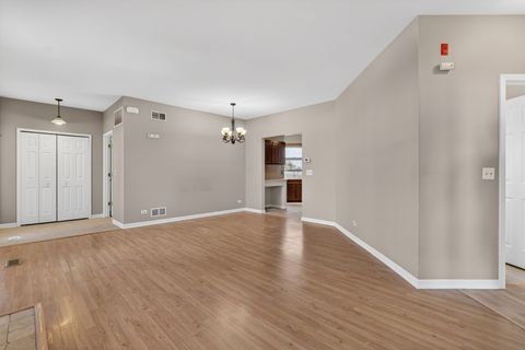 Tiny photo for 1226 Rhodes Lane #1226, Naperville, IL 60540 (MLS # 12619687)