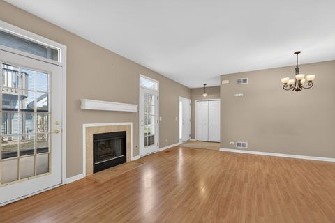 Tiny photo for 1226 Rhodes Lane #1226, Naperville, IL 60540 (MLS # 12619687)
