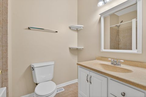 Tiny photo for 1226 Rhodes Lane #1226, Naperville, IL 60540 (MLS # 12619687)