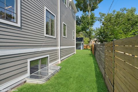 Tiny photo for 3811 N Kildare Avenue, Chicago, IL 60641 (MLS # 11819490)