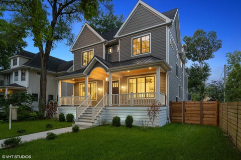 Tiny photo for 3811 N Kildare Avenue, Chicago, IL 60641 (MLS # 11819490)