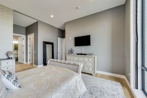 Tiny photo for 2405 W Iowa Street #405, Chicago, IL 60622 (MLS # 12508932)