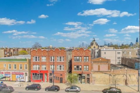 Tiny photo for 2405 W Iowa Street #405, Chicago, IL 60622 (MLS # 12508932)