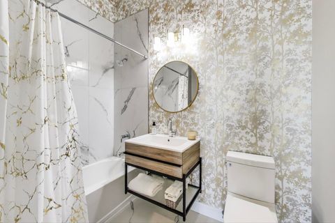 Tiny photo for 2405 W Iowa Street #405, Chicago, IL 60622 (MLS # 12508932)