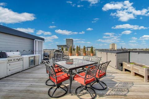 Tiny photo for 2405 W Iowa Street #405, Chicago, IL 60622 (MLS # 12508932)