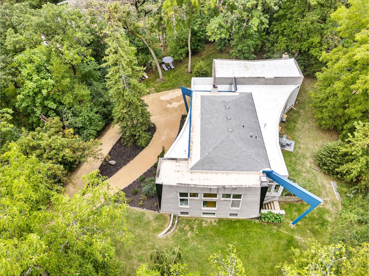 21846 N Hickory Hill Drive