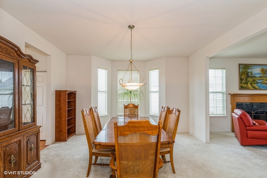 247 W Olmsted Lane