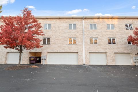 Tiny photo for 7811 W 157th Street #1N, Orland Park, IL 60462 (MLS # 12510849)