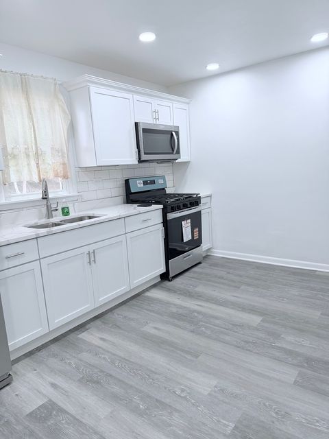 Tiny photo for 2315 Chestnut Street, Rockford, IL 61102 (MLS # 12501422)