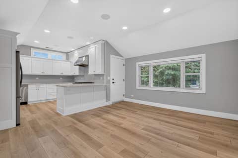 Tiny photo for 240 S Brainard Avenue #2, La Grange, IL 60525 (MLS # 12720510)