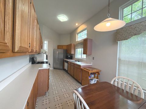 Tiny photo for 1145 Bristol Lane, Buffalo Grove, IL 60089 (MLS # 12639346)