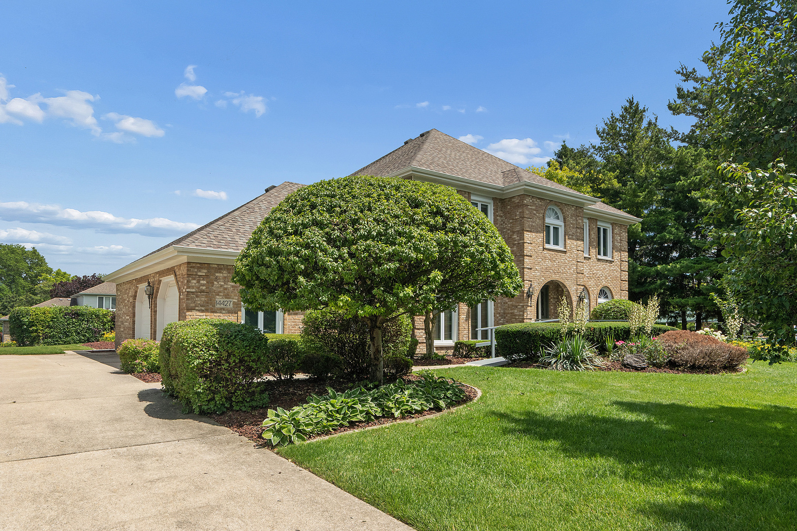 14427 Country Club Lane