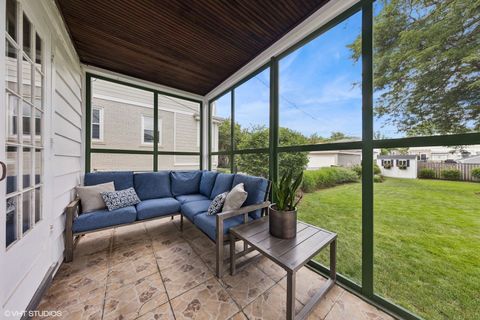 Tiny photo for 410 Leitch Avenue, La Grange, IL 60525 (MLS # 12555133)