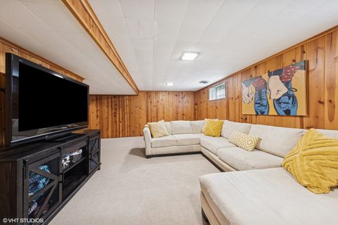 Tiny photo for 410 Leitch Avenue, La Grange, IL 60525 (MLS # 12555133)