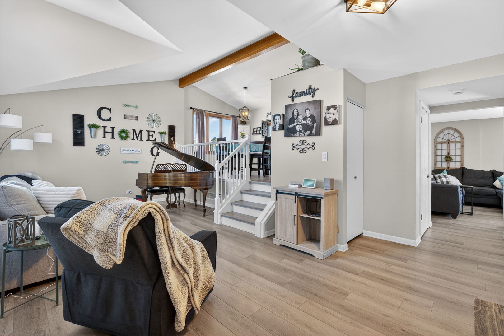 702 Longwood Court