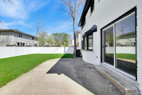 Tiny photo for 6850 Latrobe Avenue, Skokie, IL 60077 (MLS # 12626269)