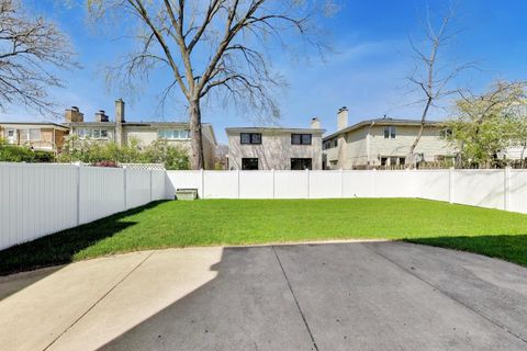 Tiny photo for 6850 Latrobe Avenue, Skokie, IL 60077 (MLS # 12626269)