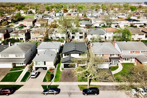 Tiny photo for 6850 Latrobe Avenue, Skokie, IL 60077 (MLS # 12626269)