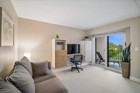 Tiny photo for 500 Lake View Avenue #2B, Highwood, IL 60040 (MLS # 12761146)