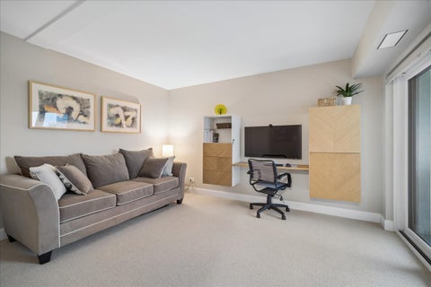 Tiny photo for 500 Lake View Avenue #2B, Highwood, IL 60040 (MLS # 12761146)