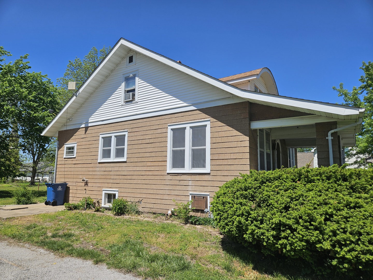 167 N Park Street