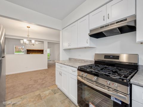 Tiny photo for 4735 Yender Avenue #6, Lisle, IL 60532 (MLS # 12606291)