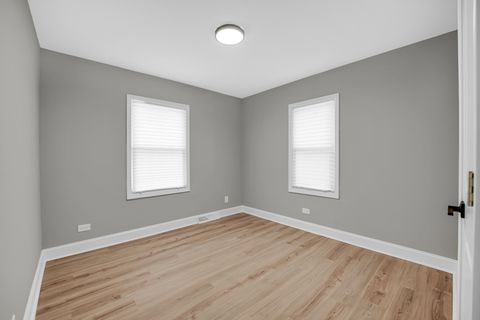 Tiny photo for 14517 Saint Louis Avenue, Midlothian, IL 60445 (MLS # 12531528)