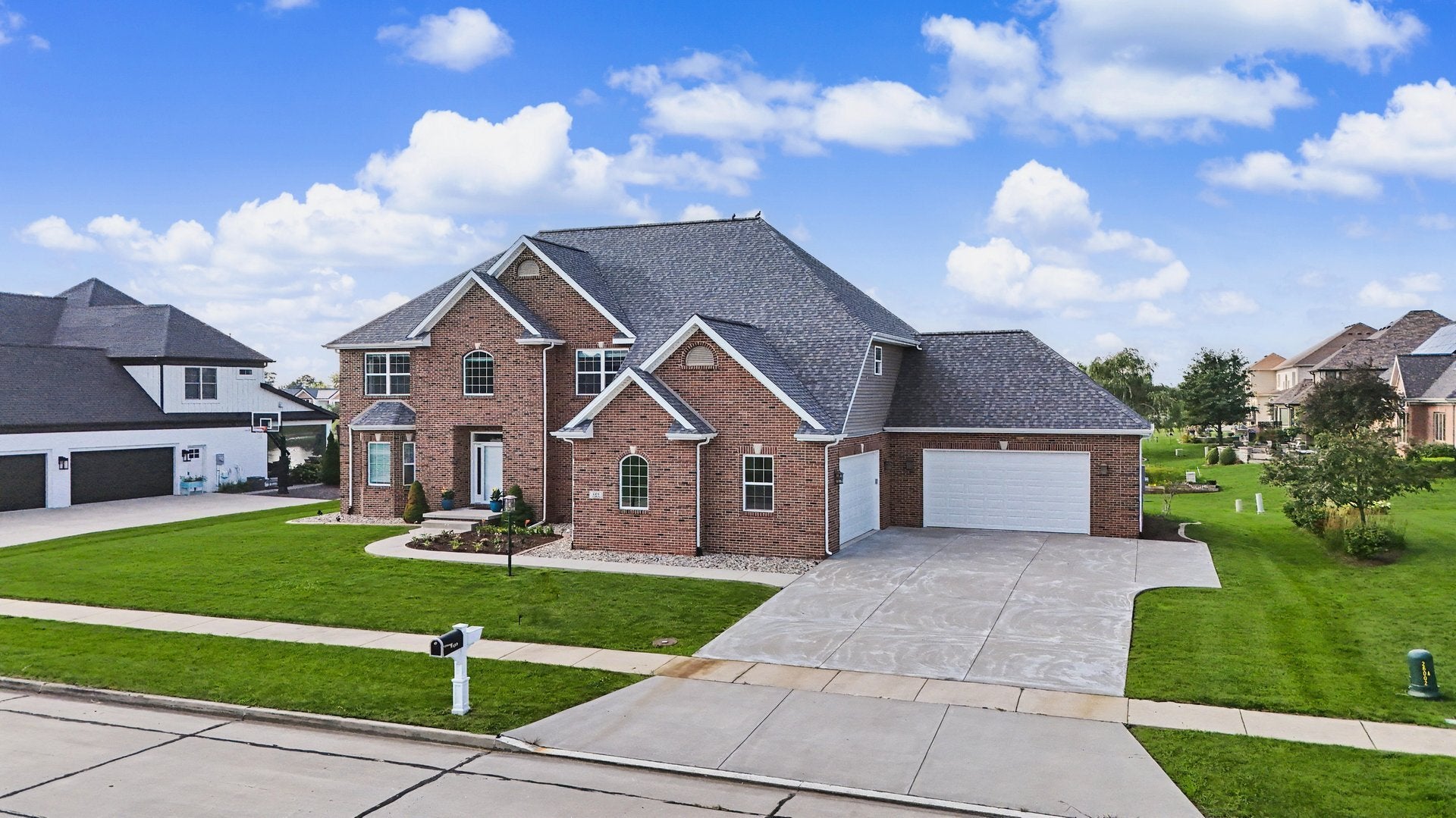 609 Carrera Drive