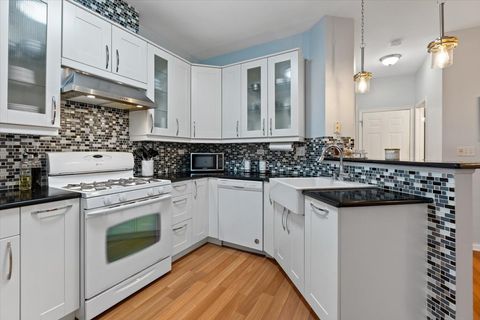 Tiny photo for 56 W Briarwood Drive, Streamwood, IL 60107 (MLS # 12525235)