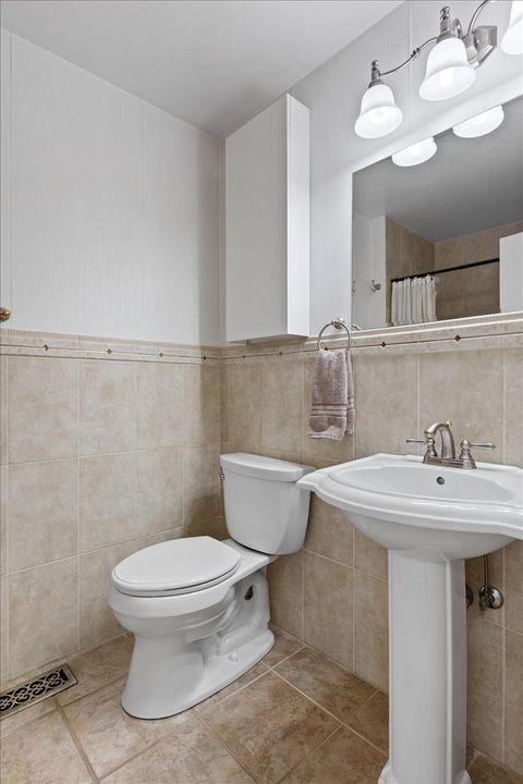 Tiny photo for 56 W Briarwood Drive, Streamwood, IL 60107 (MLS # 12525235)