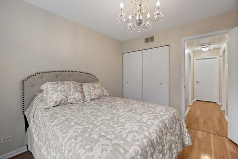 Tiny photo for 56 W Briarwood Drive, Streamwood, IL 60107 (MLS # 12525235)