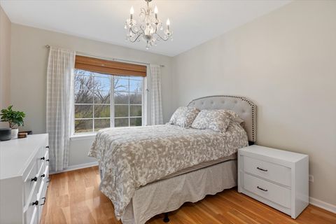 Tiny photo for 56 W Briarwood Drive, Streamwood, IL 60107 (MLS # 12525235)