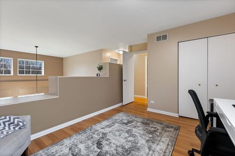 Tiny photo for 56 W Briarwood Drive, Streamwood, IL 60107 (MLS # 12525235)