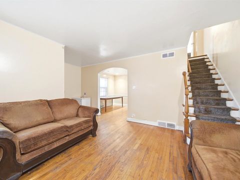 Tiny photo for 6434 N Kimball Avenue, Lincolnwood, IL 60712 (MLS # 12679950)